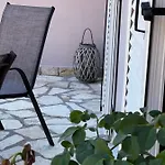 Aggelikis Studio * Zóla